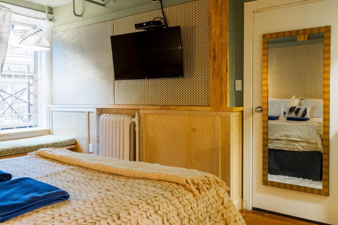 Queen Suite